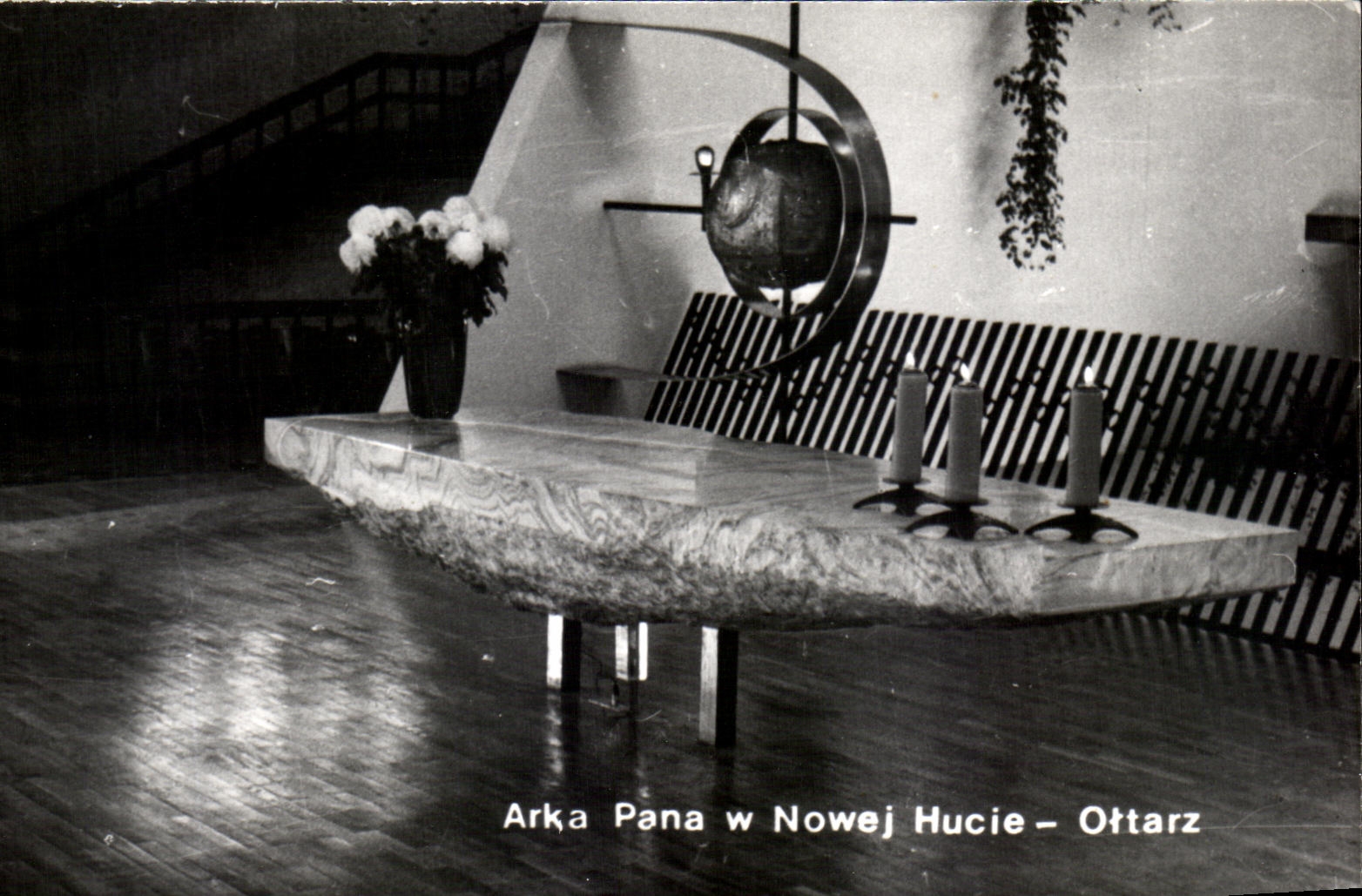 CPSM Arka Pana w Nowj Hucoe Ottarz