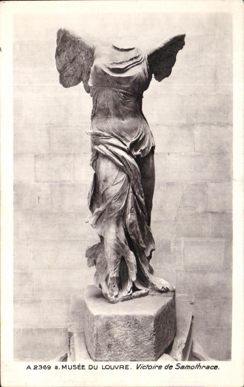 CPA Musee Du Louvre Victorie de Samothrace