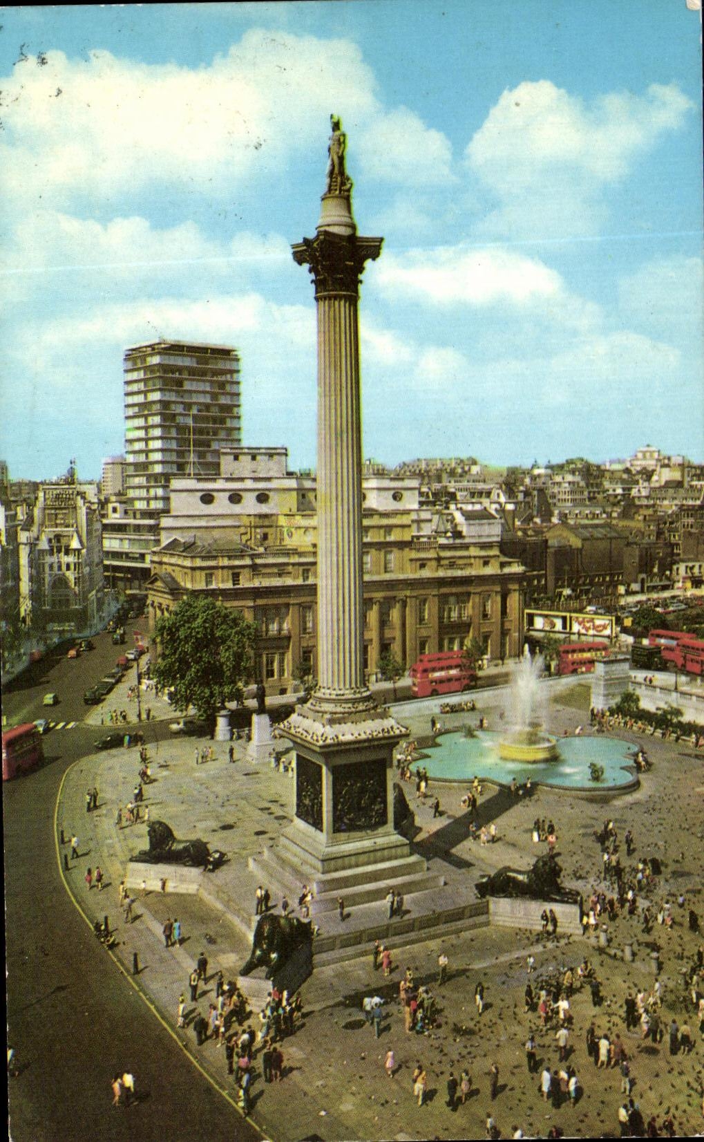 MODERN CARD Nelson Column Trafalgar London Public garden