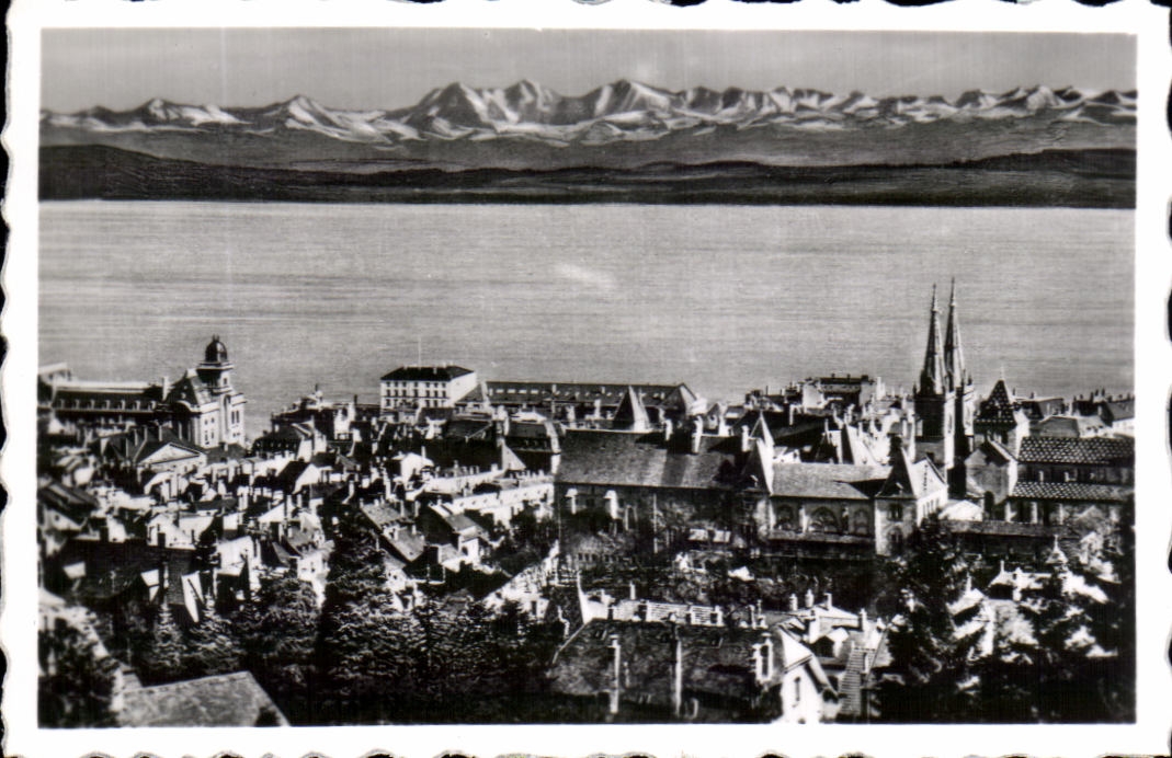 CPSM Neuchatel View and the Alps