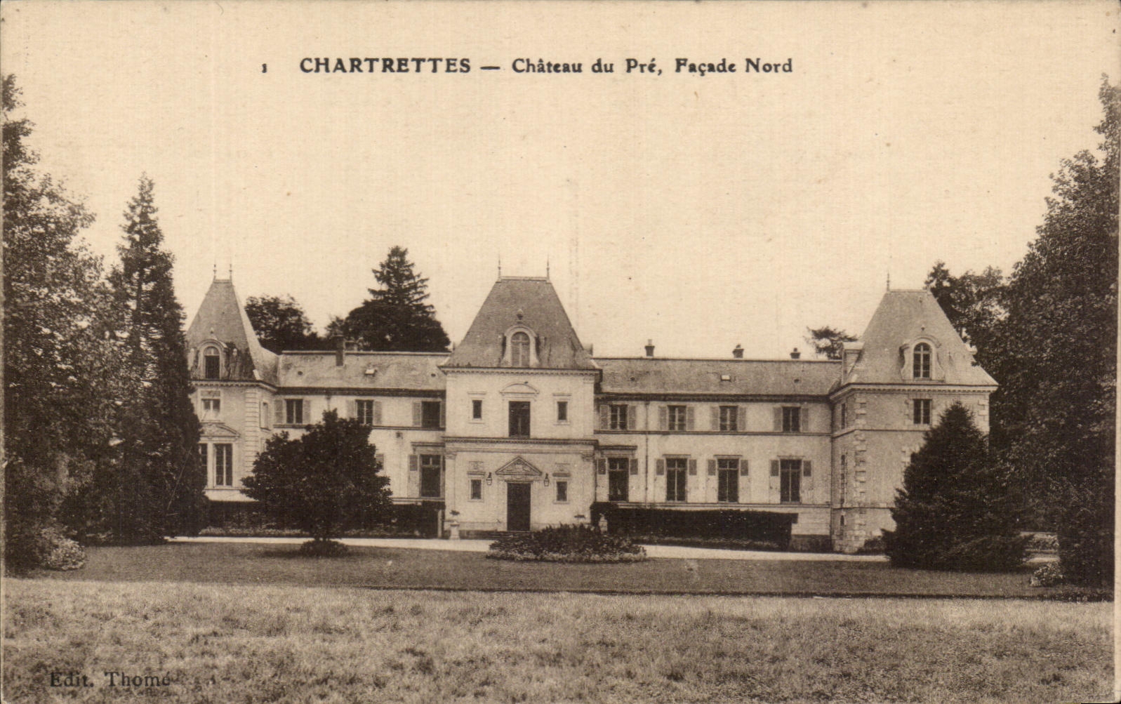 CPA Chartrettes Castle Of the Pre Northern Frontage