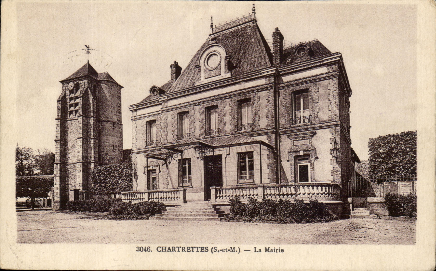 CPA Chartrettes the Town hall