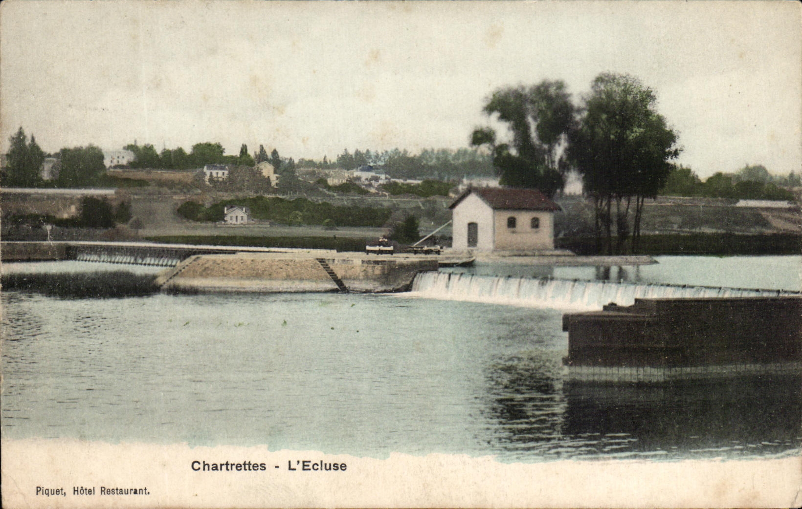 CPA Chartrettes the Lock