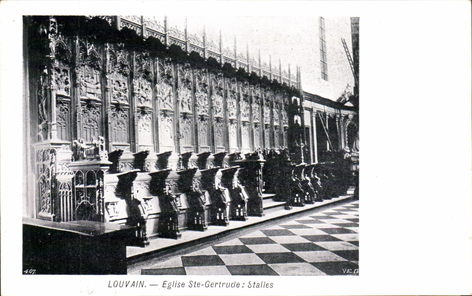 CPA Louvain Eglise Ste Gertrude Stalles