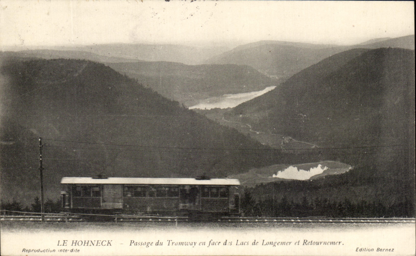 CPA Hohneck Passage of Tramevay opposite the Lakes Longemer and Retournemer