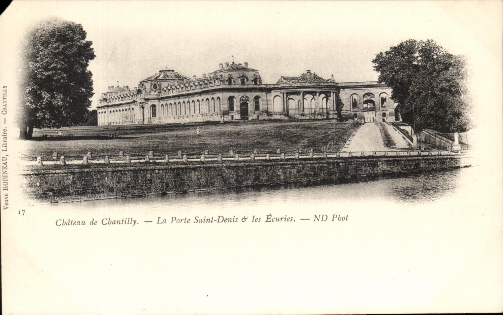 CPA Chateau De Chantilly La Porte Sainte Denis Les Ecuries