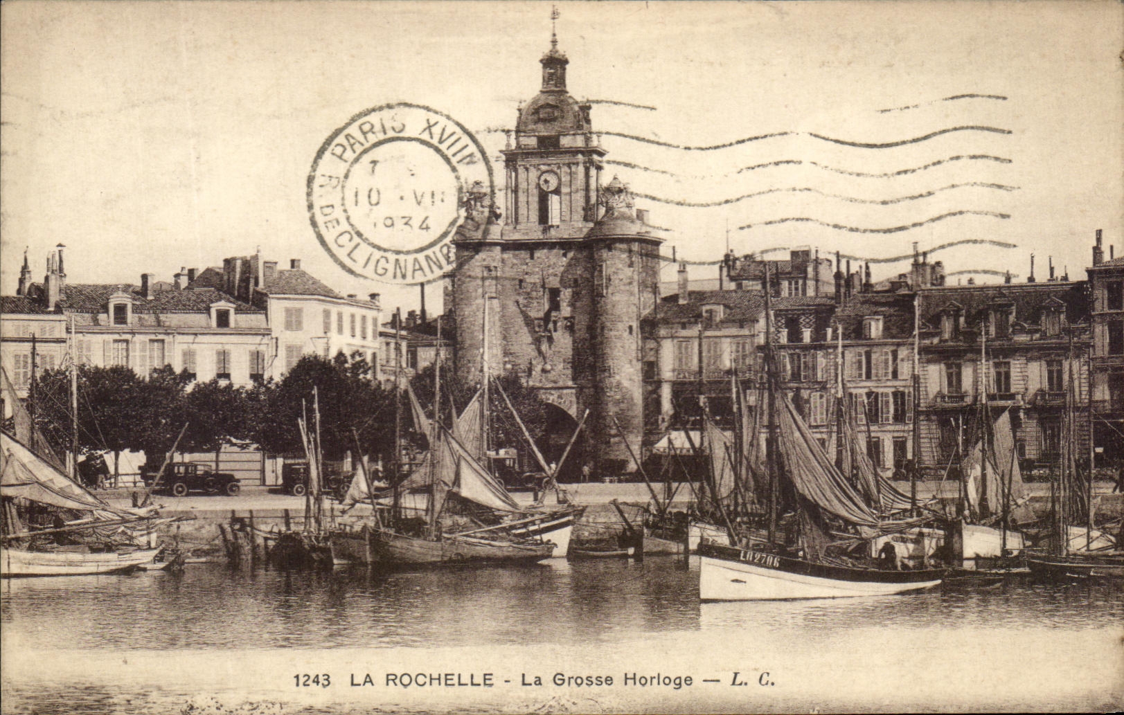 CPA La Rochelle the Large Clock Boats