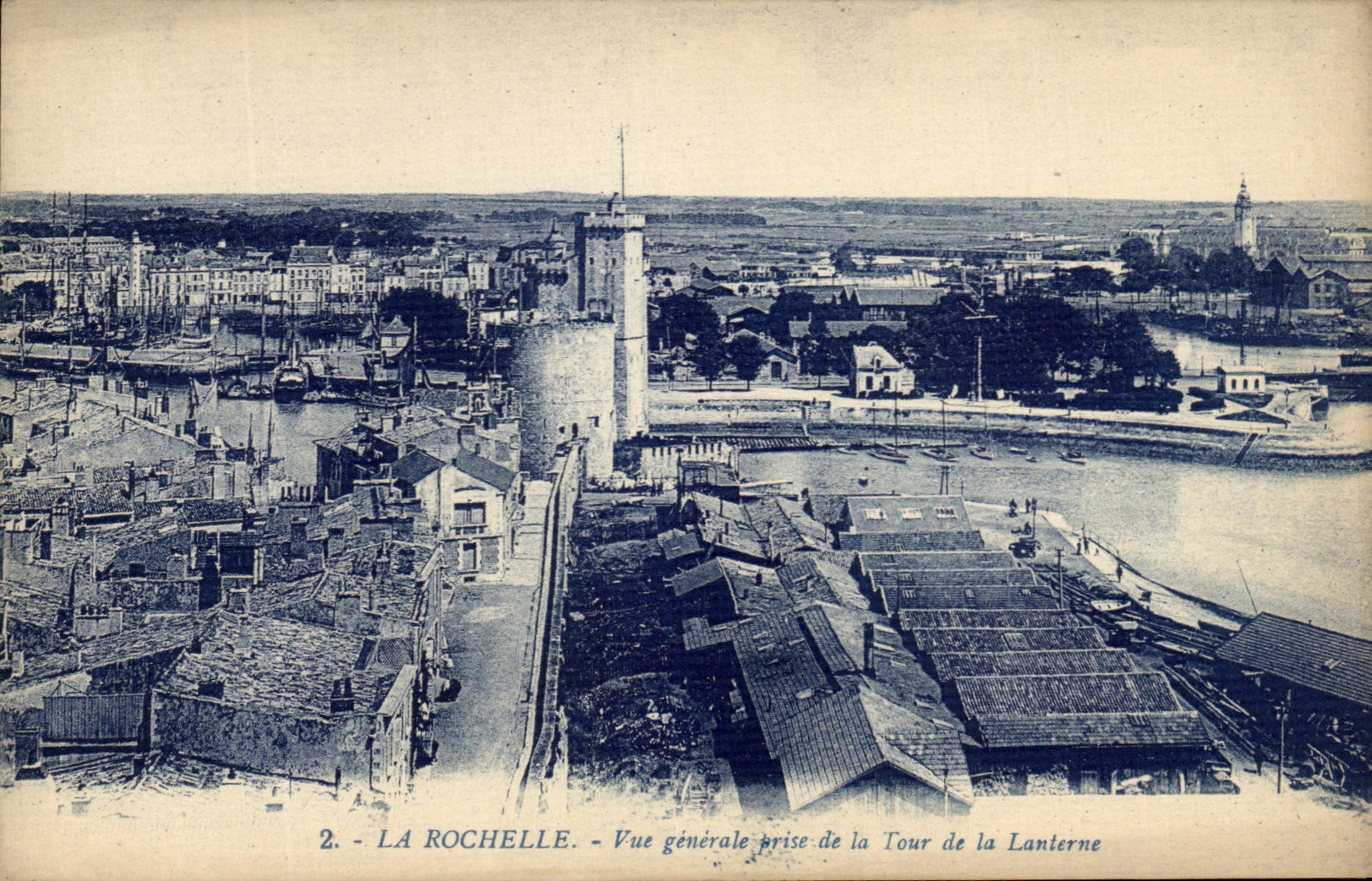 CPA La Rochelle View taken of the Tower of the Lantern