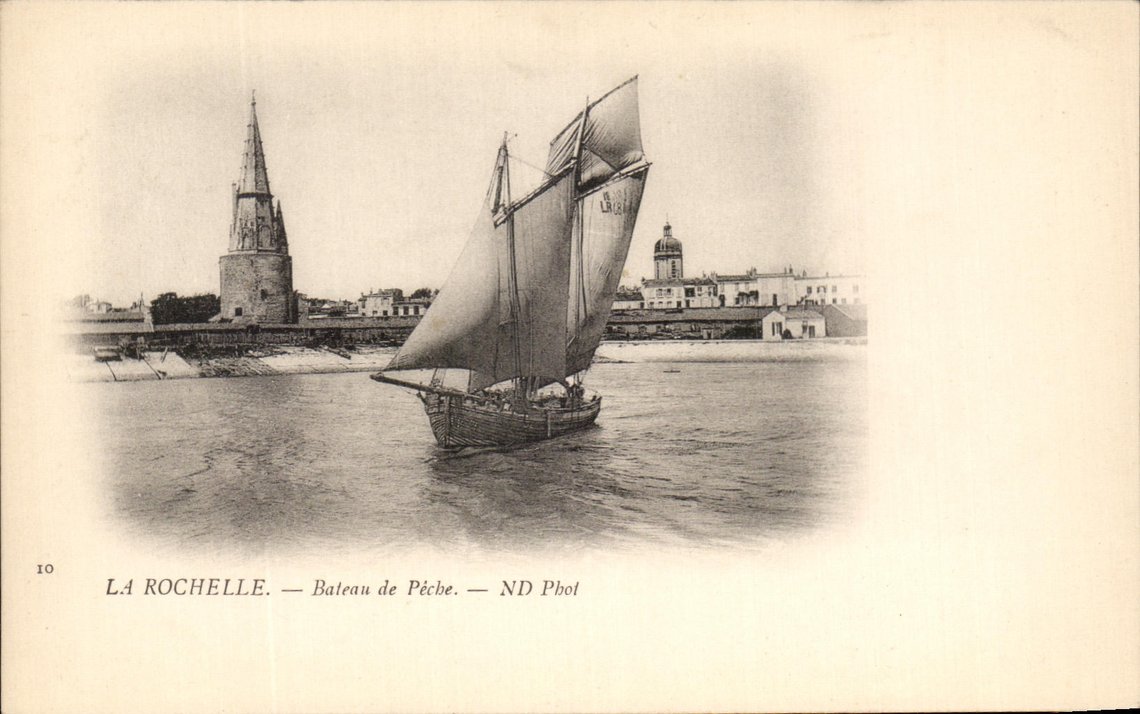 CPA La Rochelle Vessel Fishing