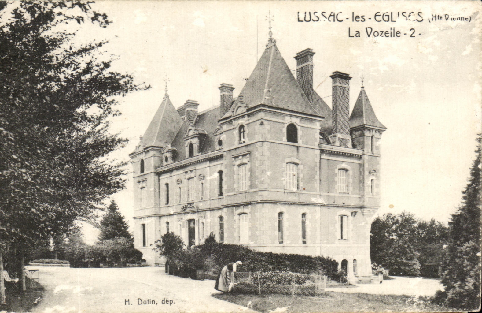 CPA Lussac Eglises La Vozelle