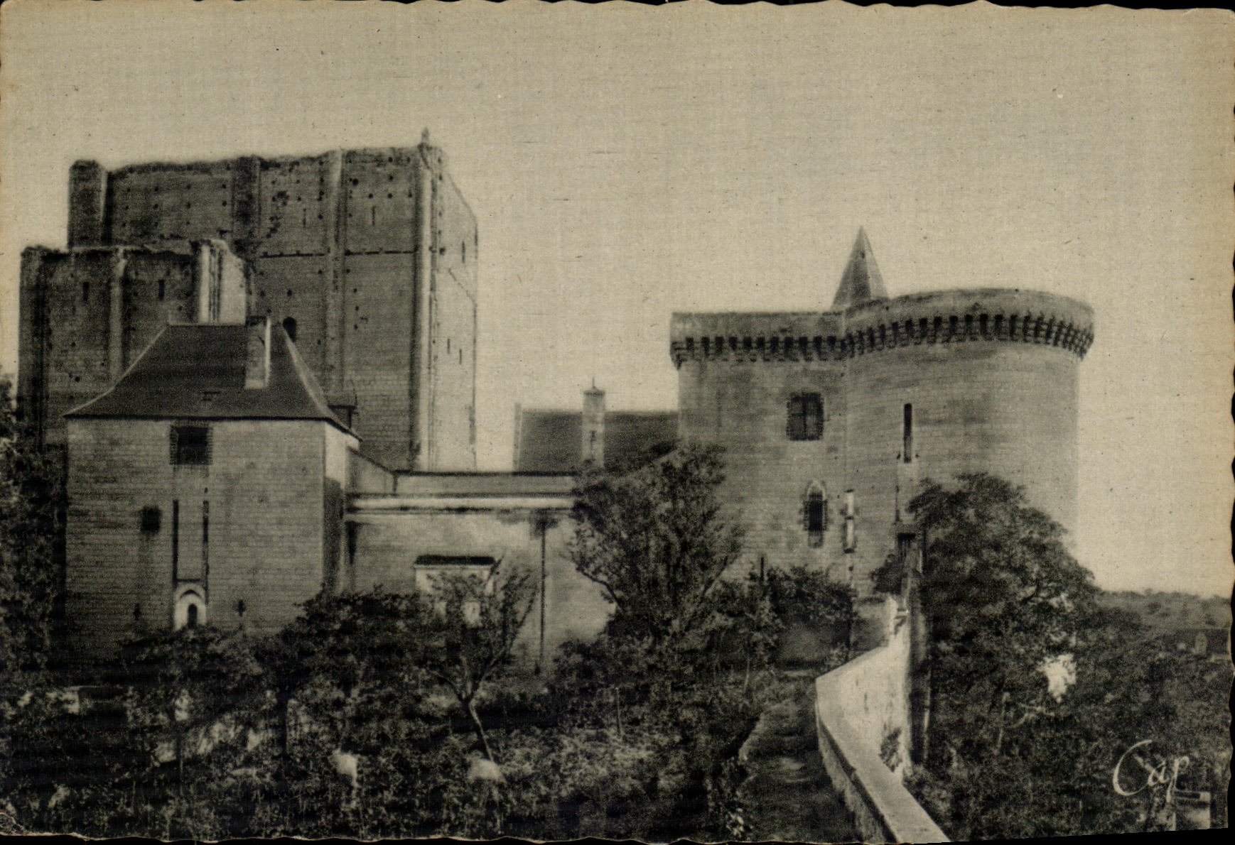 CPA Loaches Remainders of the Old fortress aujourd today prison