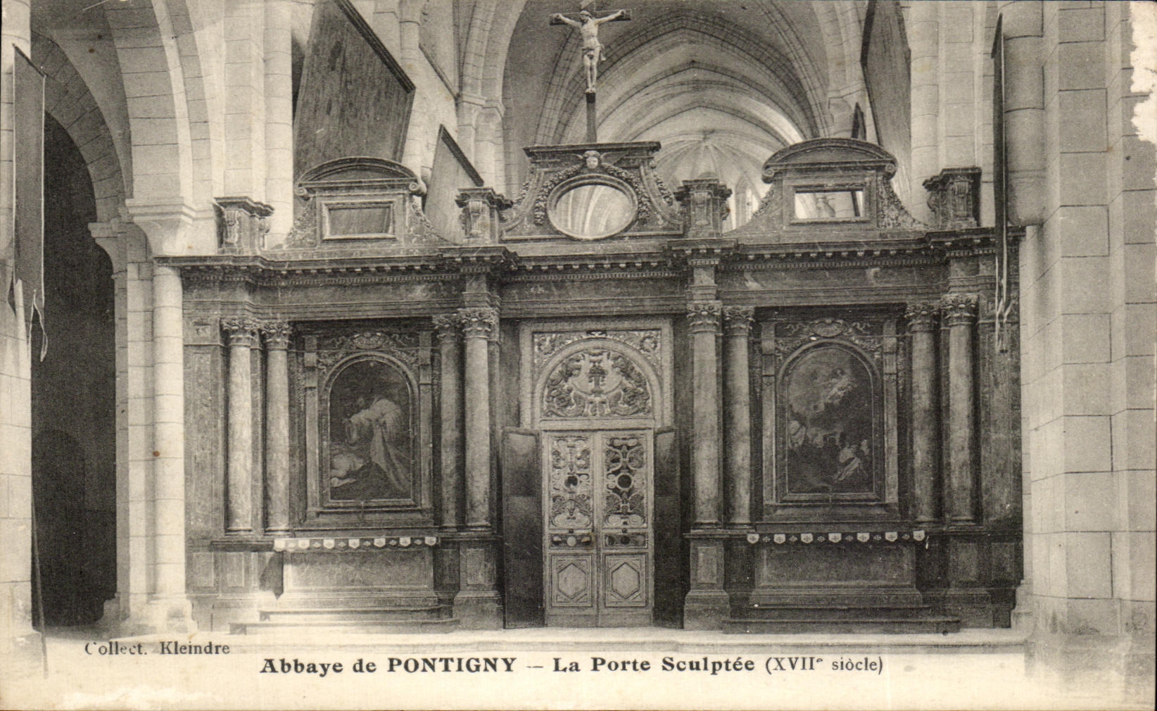 CPA Abbey Of Pontigny La Sculptee Gate