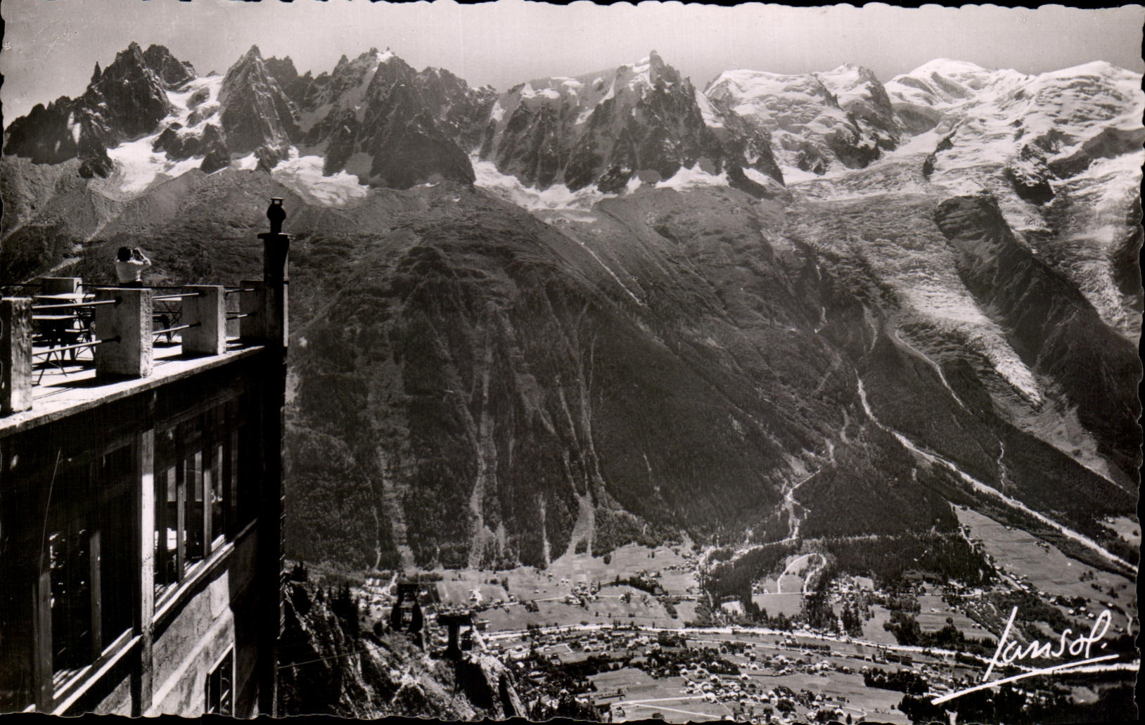 CPA Chamonix La Chaine des Aiguilles et le Mont Blanc vus de Plan Praz