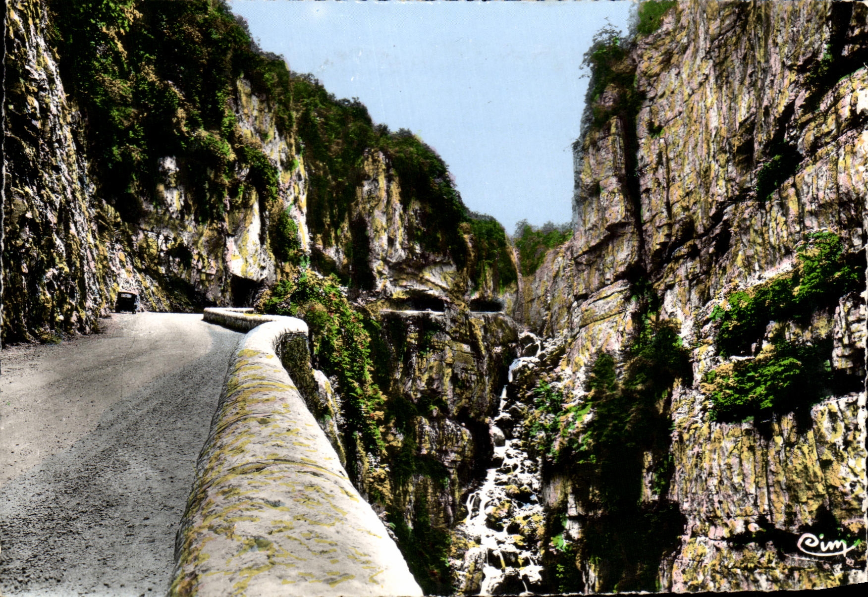 CPSM Chapelle in Vercors large Goulets La cascades