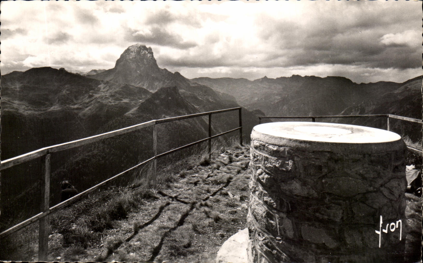 CPA Artouste Counts of orientation of the peak of Sagette and the peak of the South of Ossau
