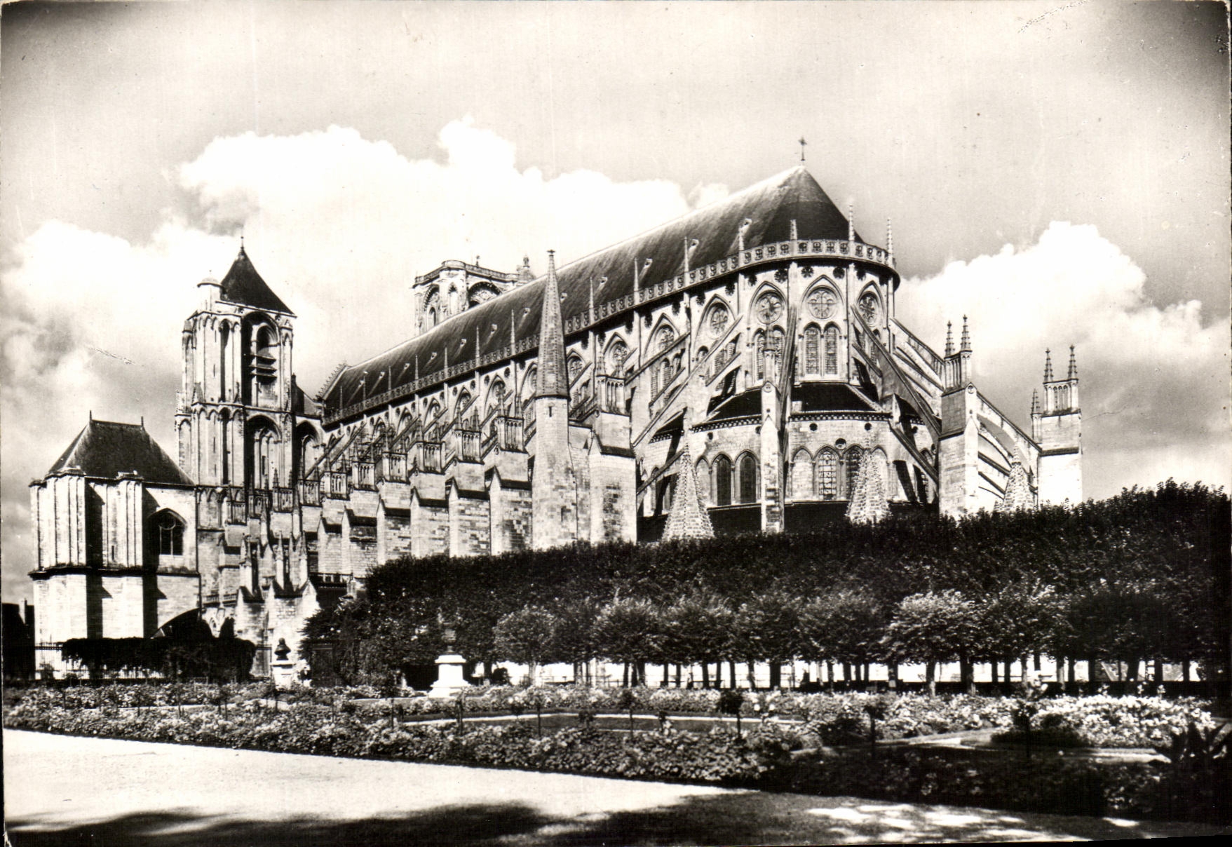 Reten del cuadro total de la puerta de St Etienne de la catedral de CPA Bourges del sureste