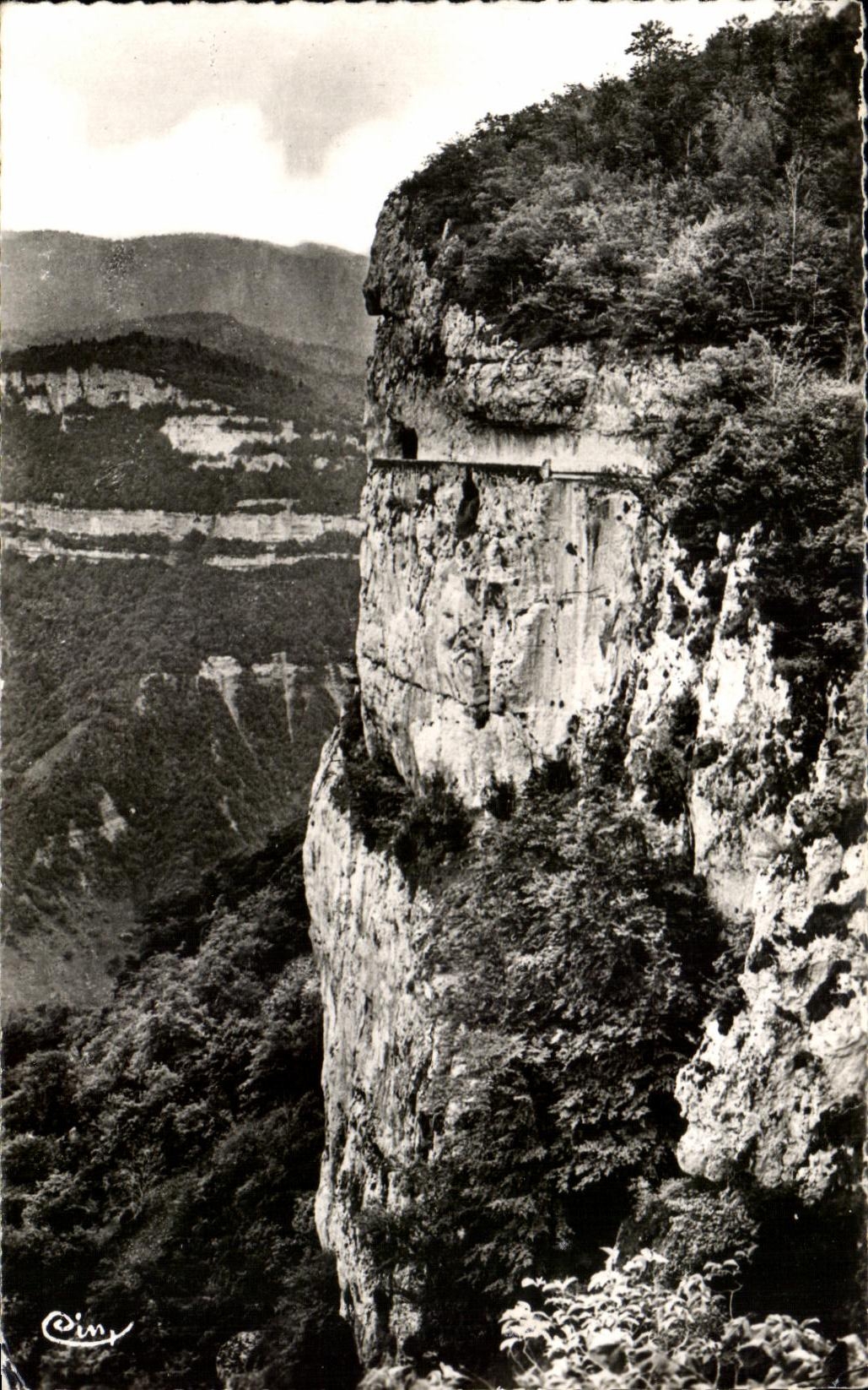 CPA In Royans picturesque Road of the Drill of Slow Combe Laval First tunnel