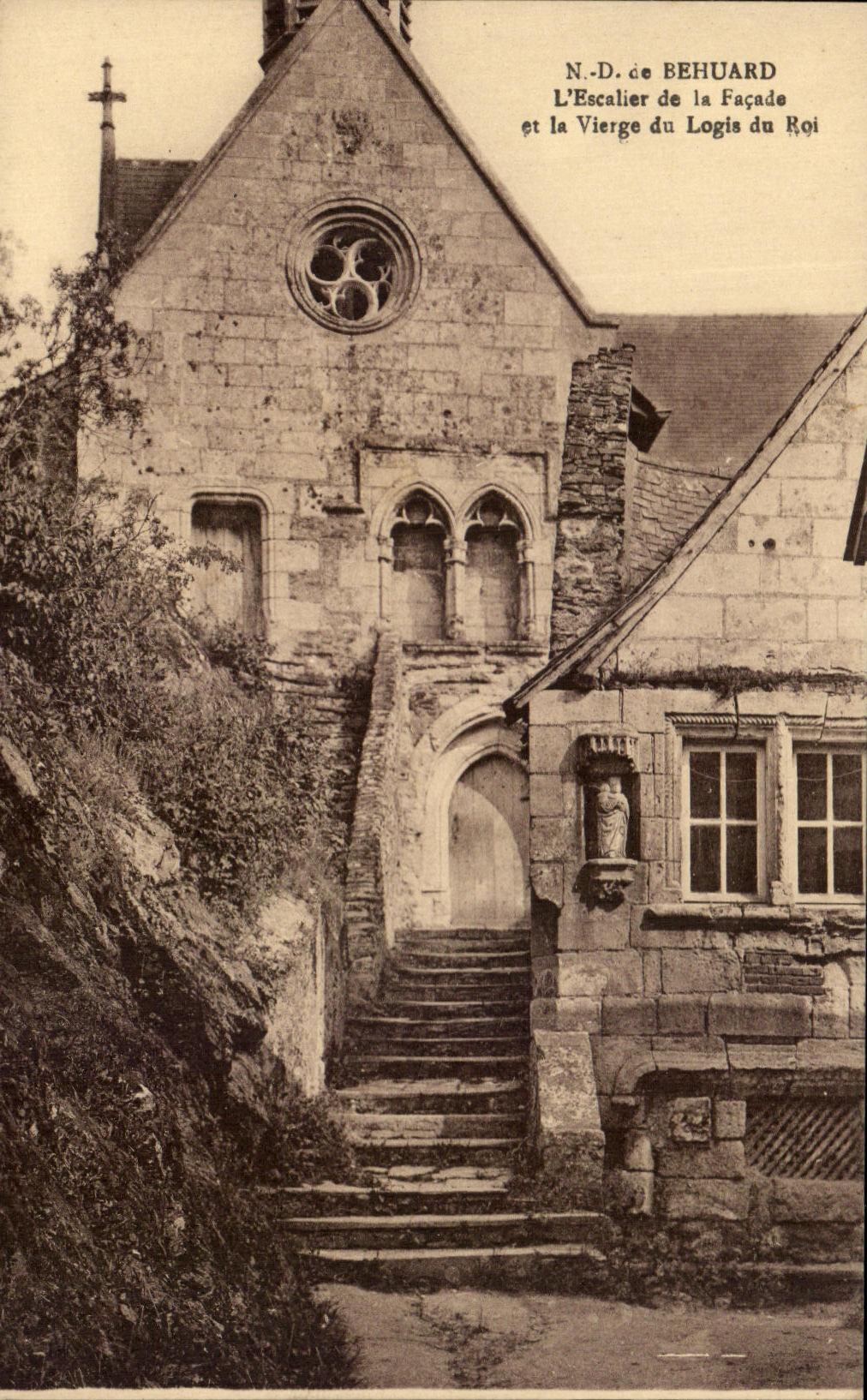 CPA ND of Behuard the Staircase Of the Frontage Et La Virgin Of the Home Of the king