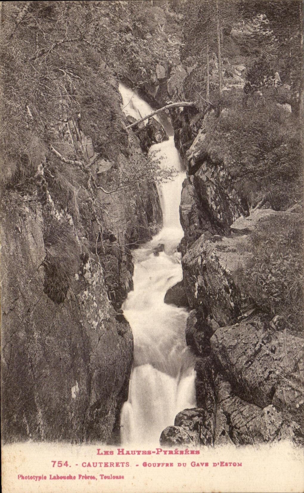CPA Les Hautes Pyreneens Cauterets Du Gave