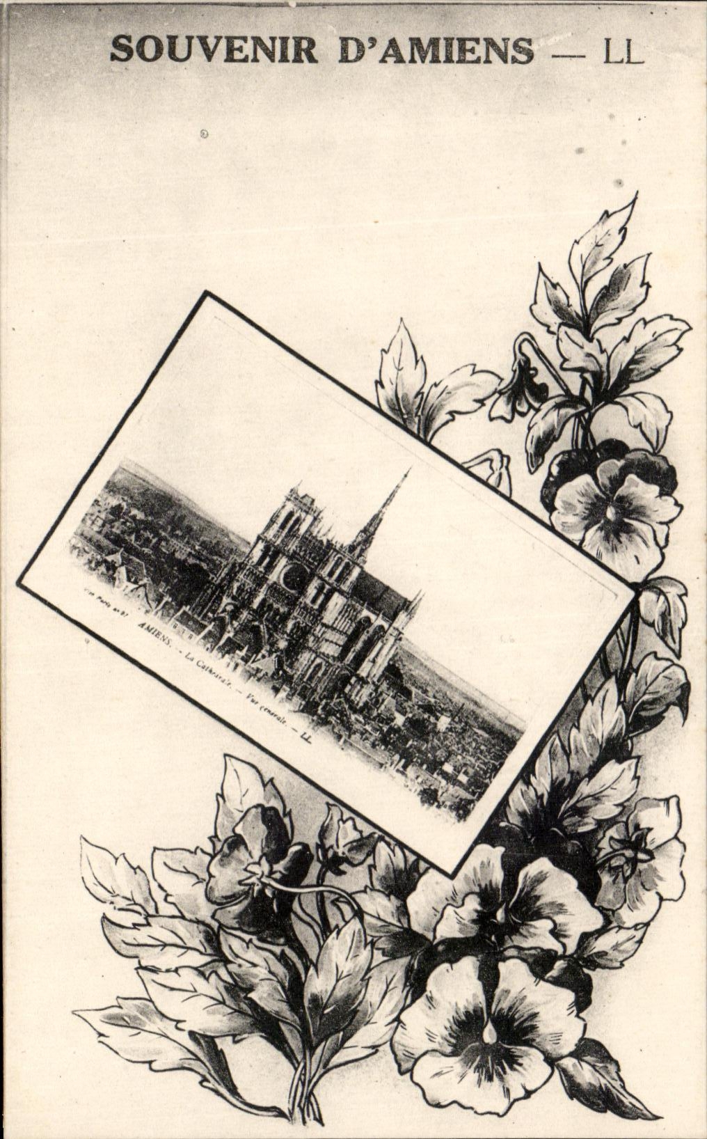 CPA Souvenir Of Amiens