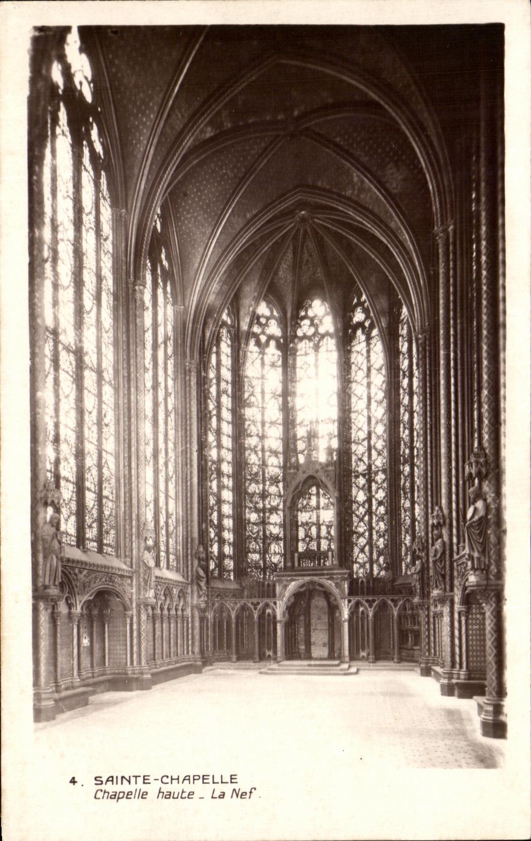 CPA Sainte Vault Vault Haute La Nave Paris
