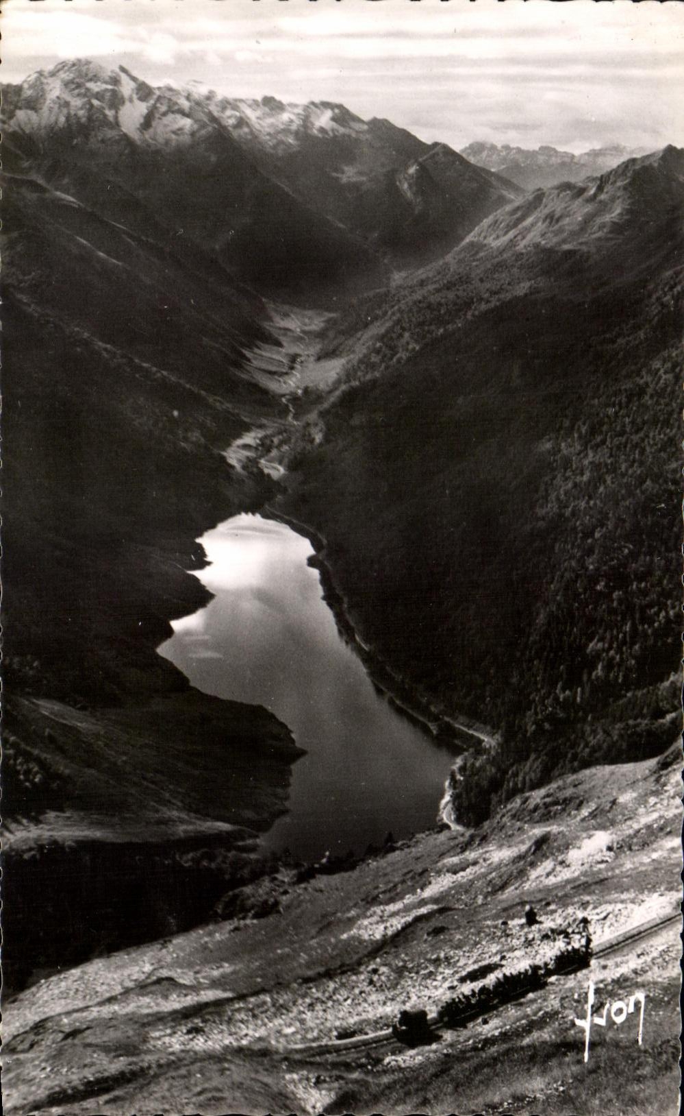 CPSM Artouste Lake Fabreges and small Train of the Lake Artouste