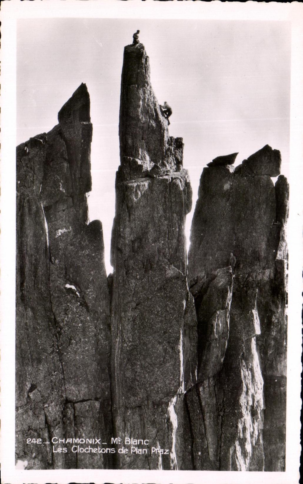 CPA Chamonix Mt Blanc Les Clochetons de Plan Praz Alpinisme
