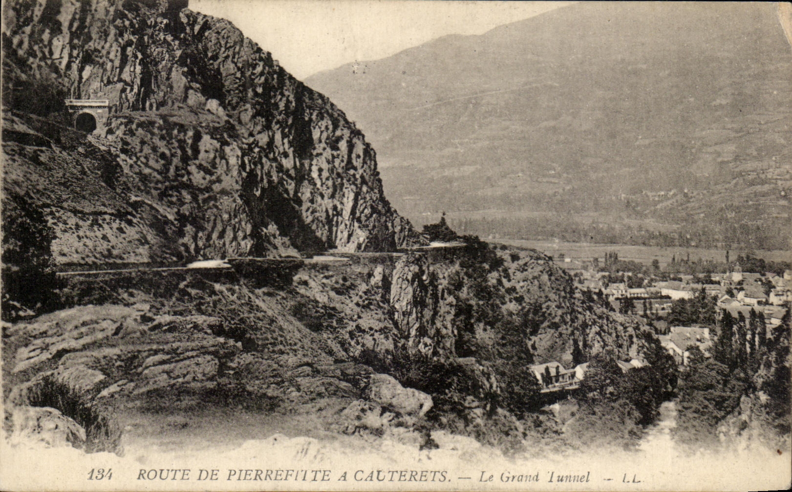 CPA Route De Pierrefitte A Cauterets Le Grand Tunnel