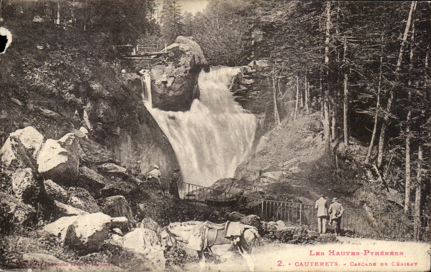CPA Les Hautes Pyrenees Cauterets Cascade du Ceriset