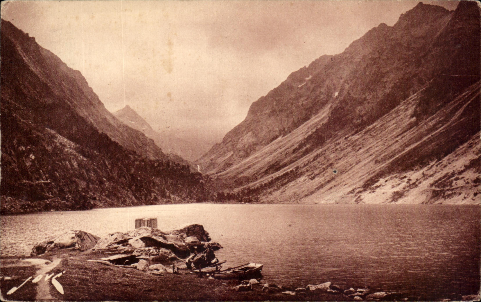 CPA Cauterets surroundings the Lake Gaube At the bottom Vignemale