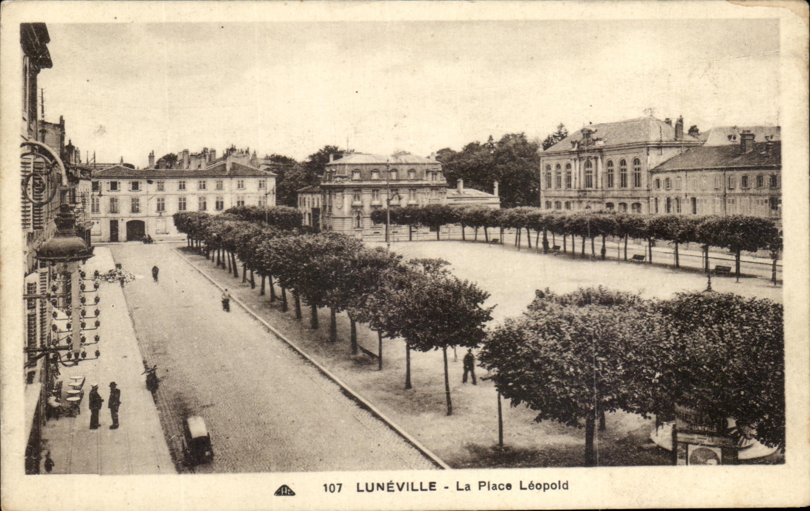CPA Luneville La Place Leopold