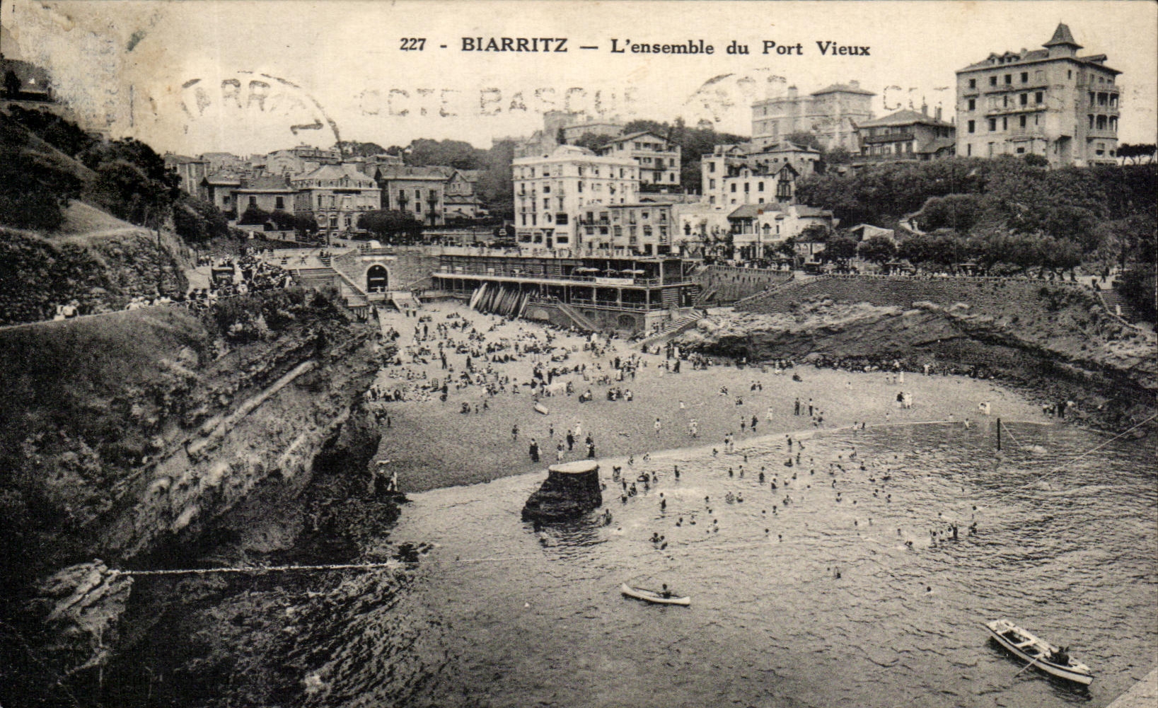 CPA Biarritz L'Ensemble du Port vieux