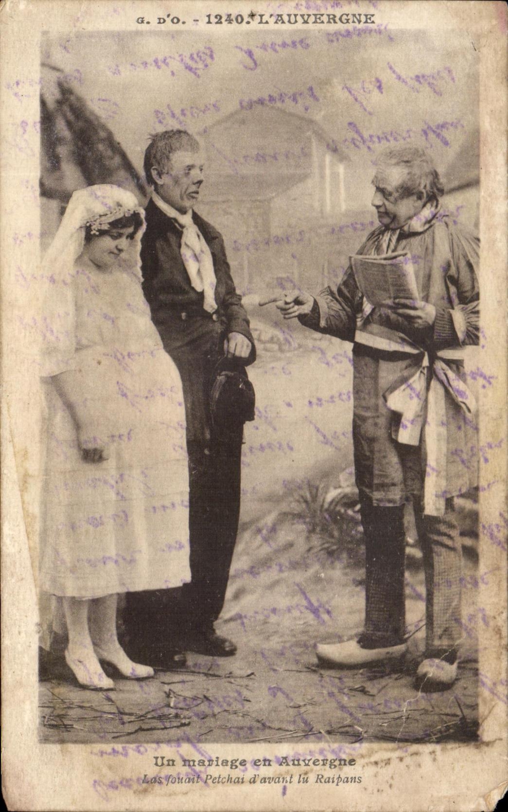 CPA Auvergne a marriage in Auvergne