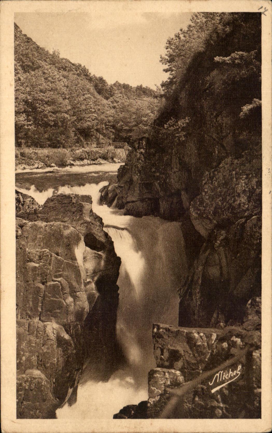CPA Tourist Correze Bort Organ Saul Of the Willow