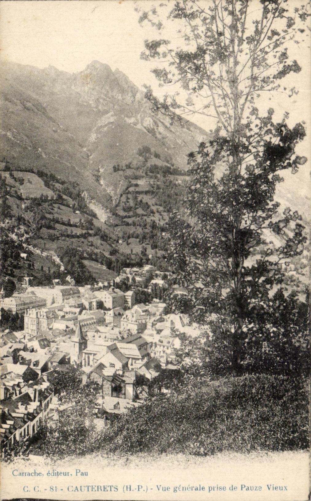 CPA Cauterets Vue generale prise de Pauze Vieux