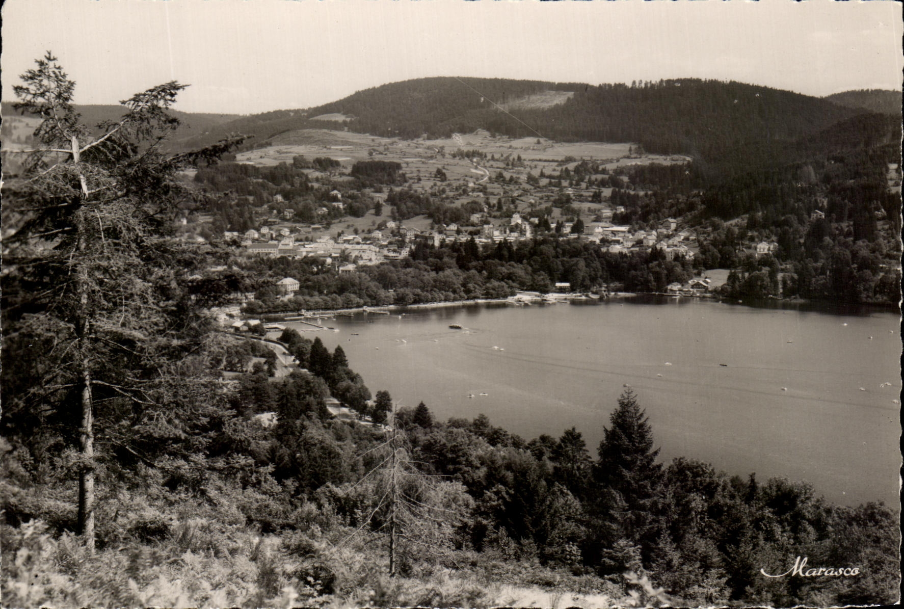 MODERN CARD Gerardmer left the City and the Lake
