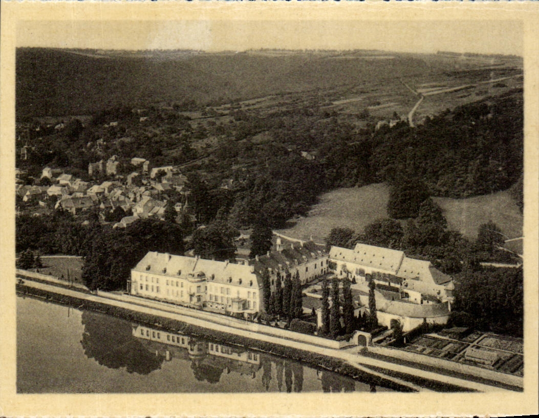 CPA Waulsort the Castle