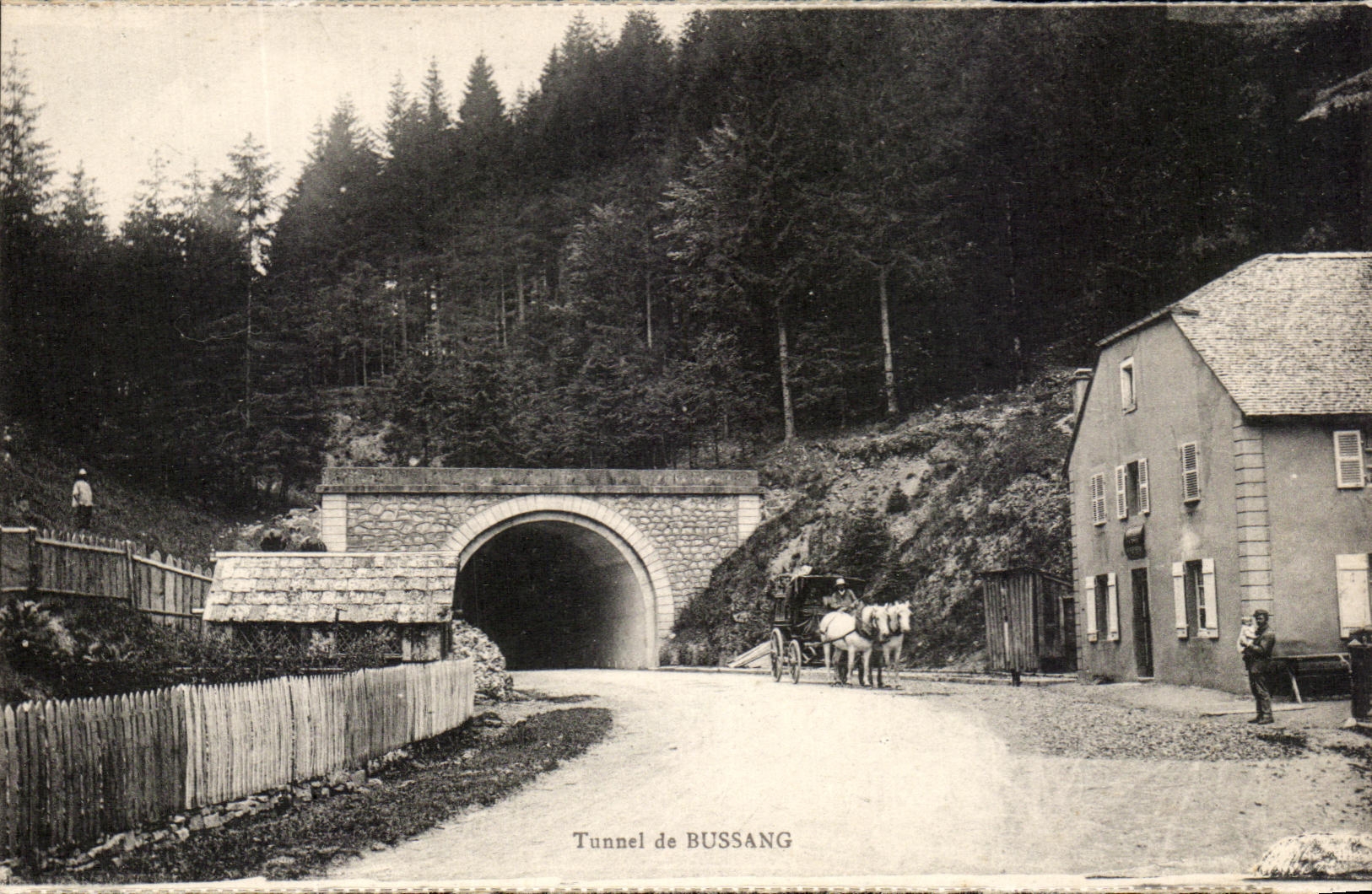 CPA Tunnel de Bussang Caleche 