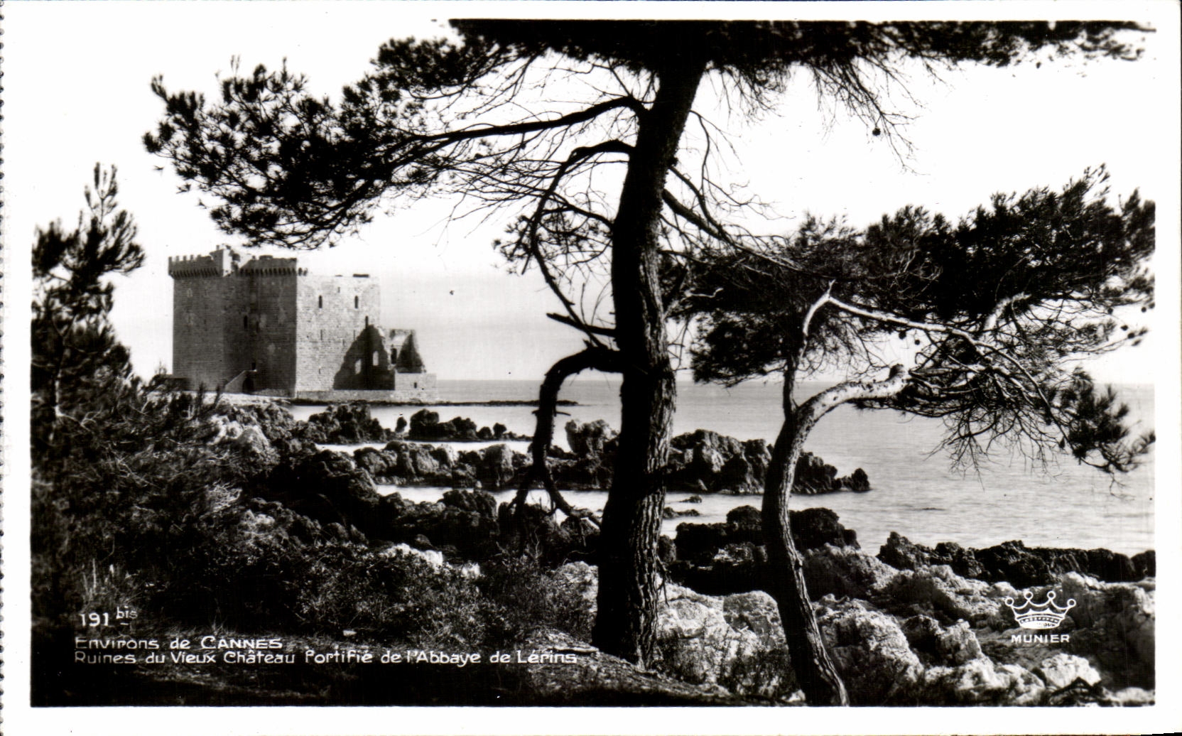CPA Environs Of Cannes Ruines Of the Old Castle strengthens Abbey De Lerins