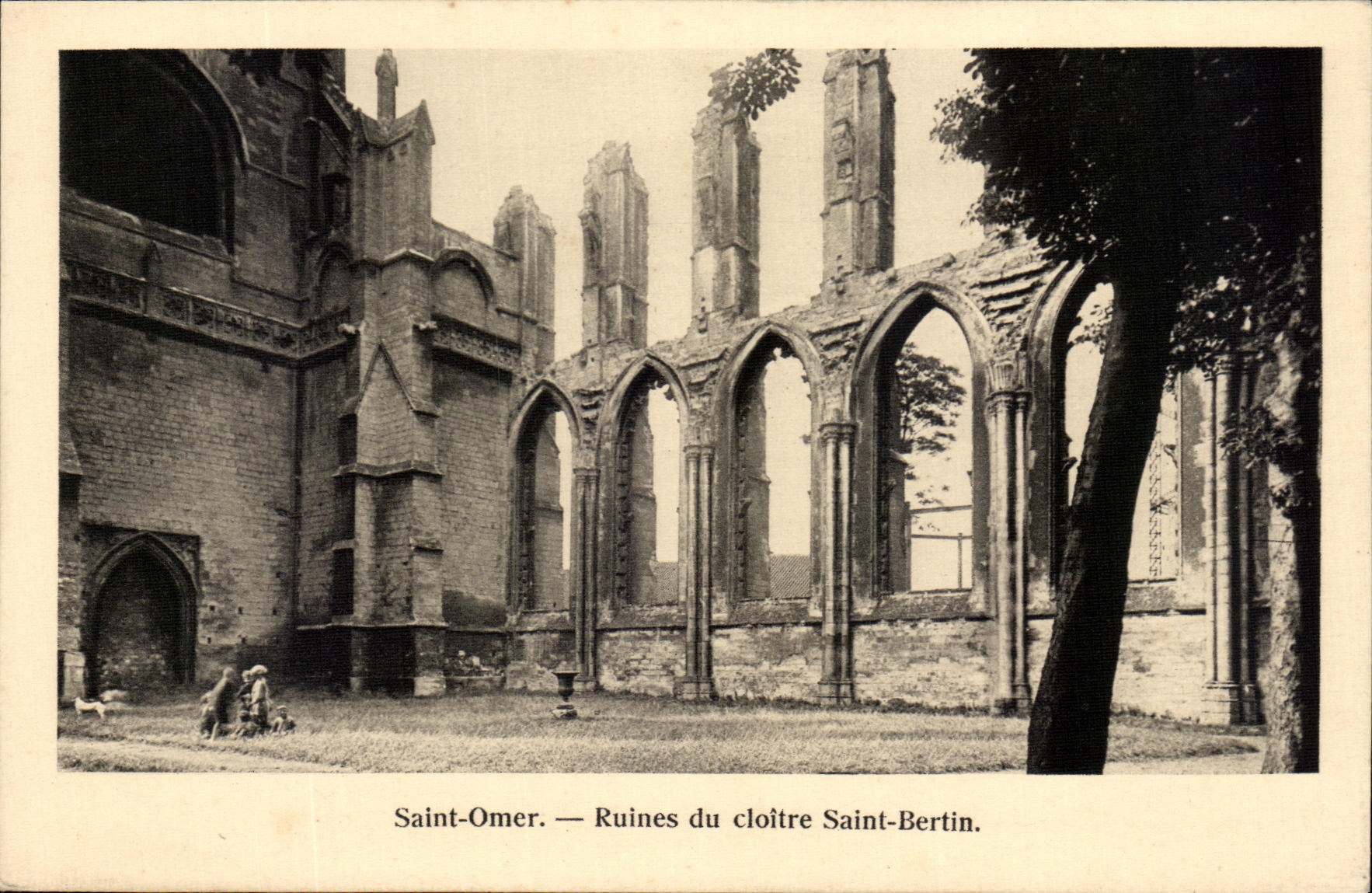 CPA Saint Omer Ruins of the Cloister Saint Bertin