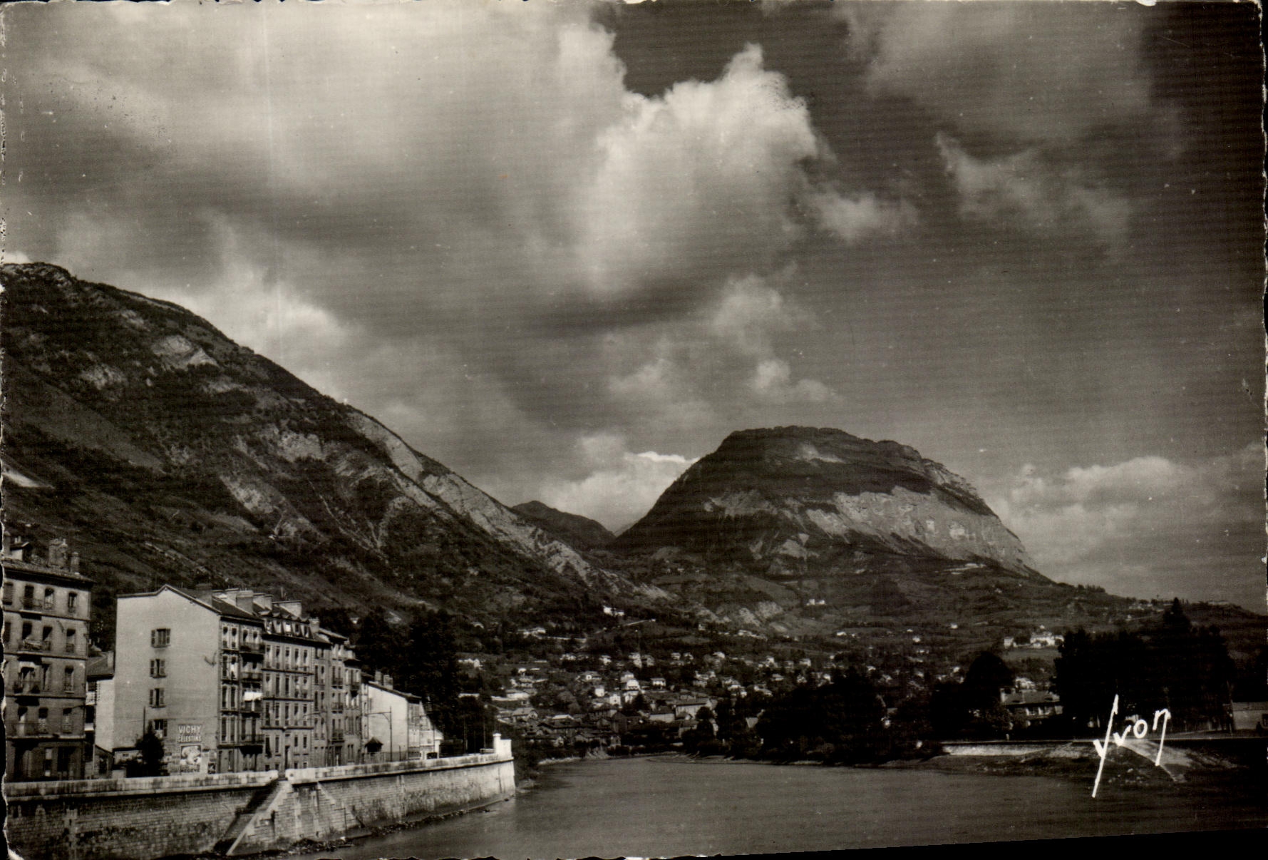 CPSM Grenoble St Eynard La Mug and Isere