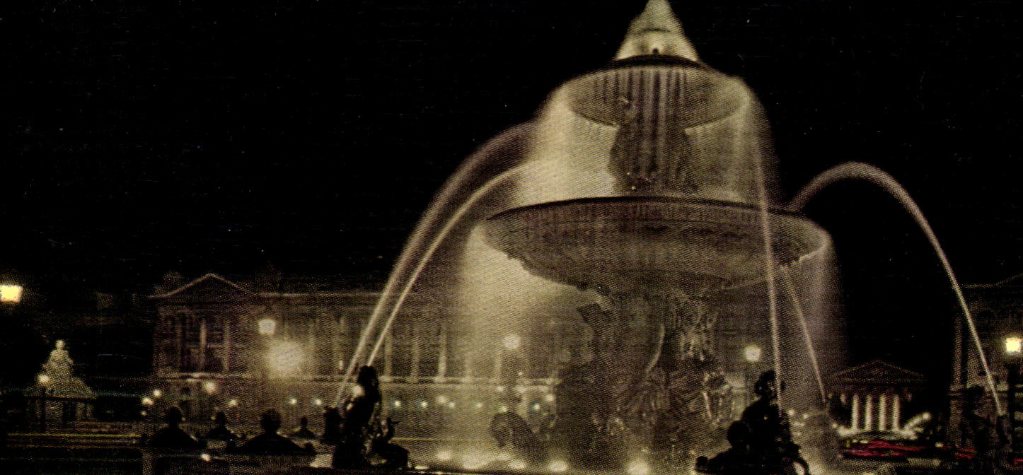 MODERN CARD Paris La places Harmony illuminee