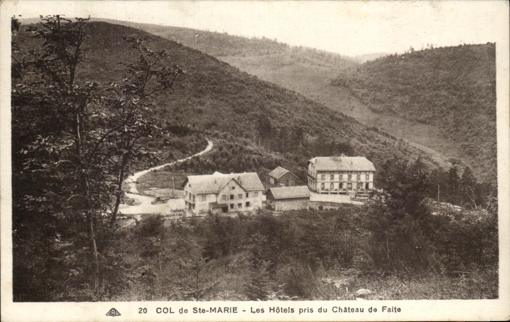 CPA Collar Of co Marie Hotels Taken Of the Castle of Made