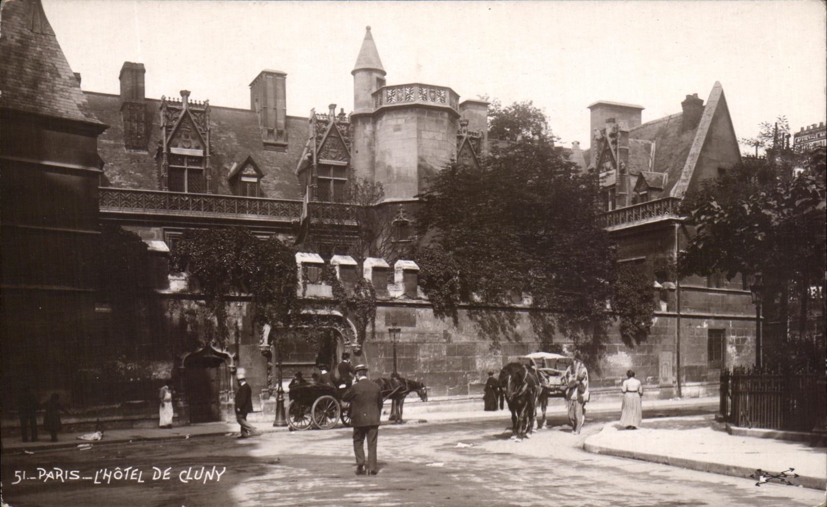 CPA Paris the Hotel Of Cluny Coach Horse