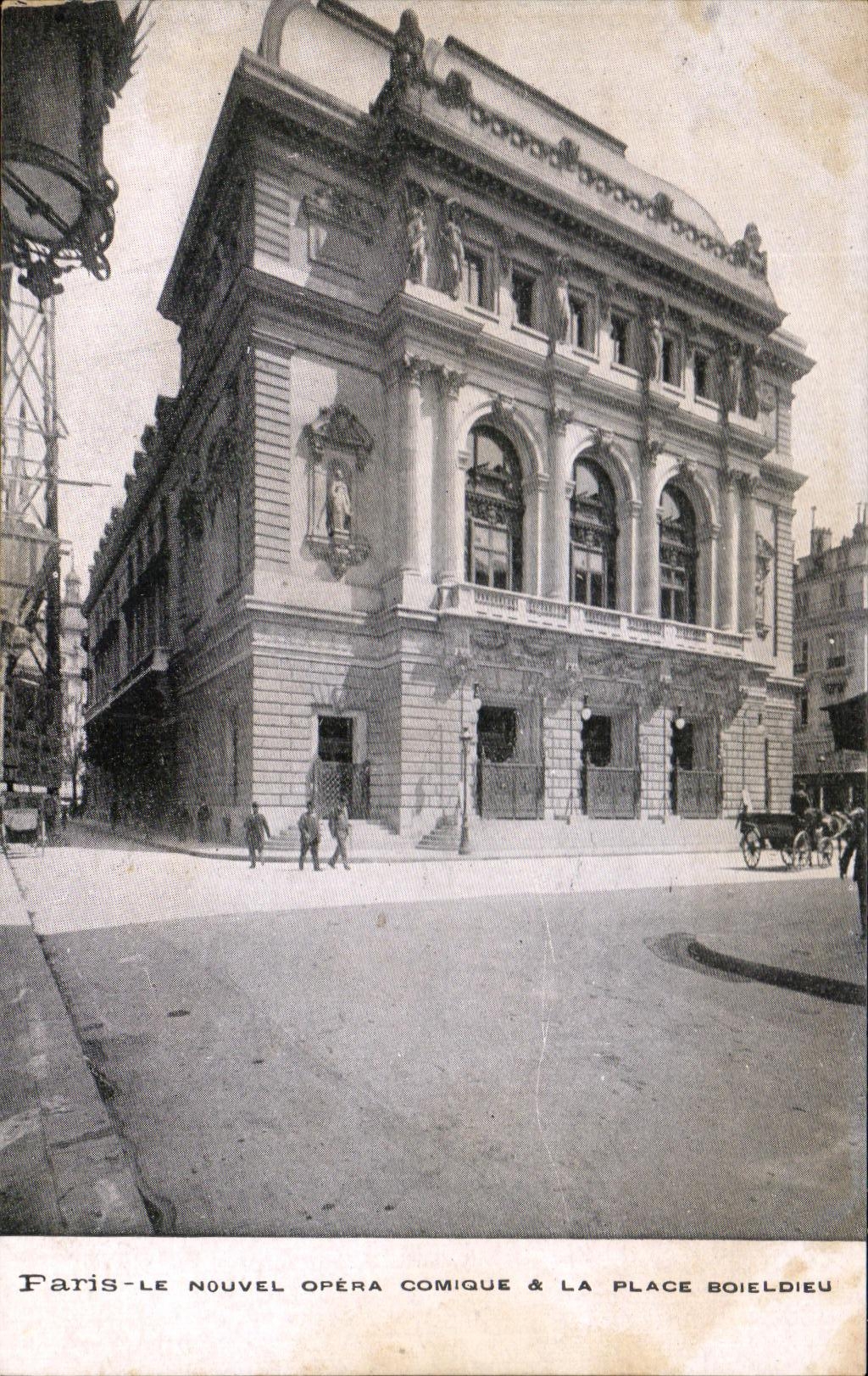 CPA Paris New Opera Comique La Places Boieldieu