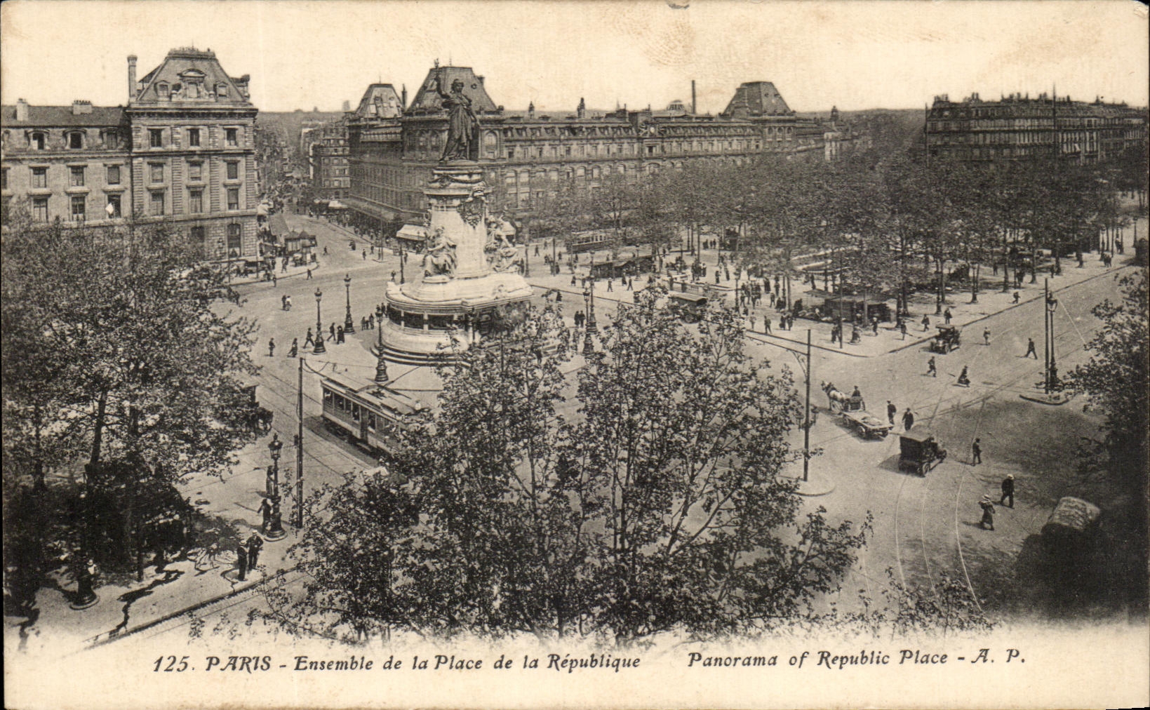 CPA Paris Ensemble de la Republique