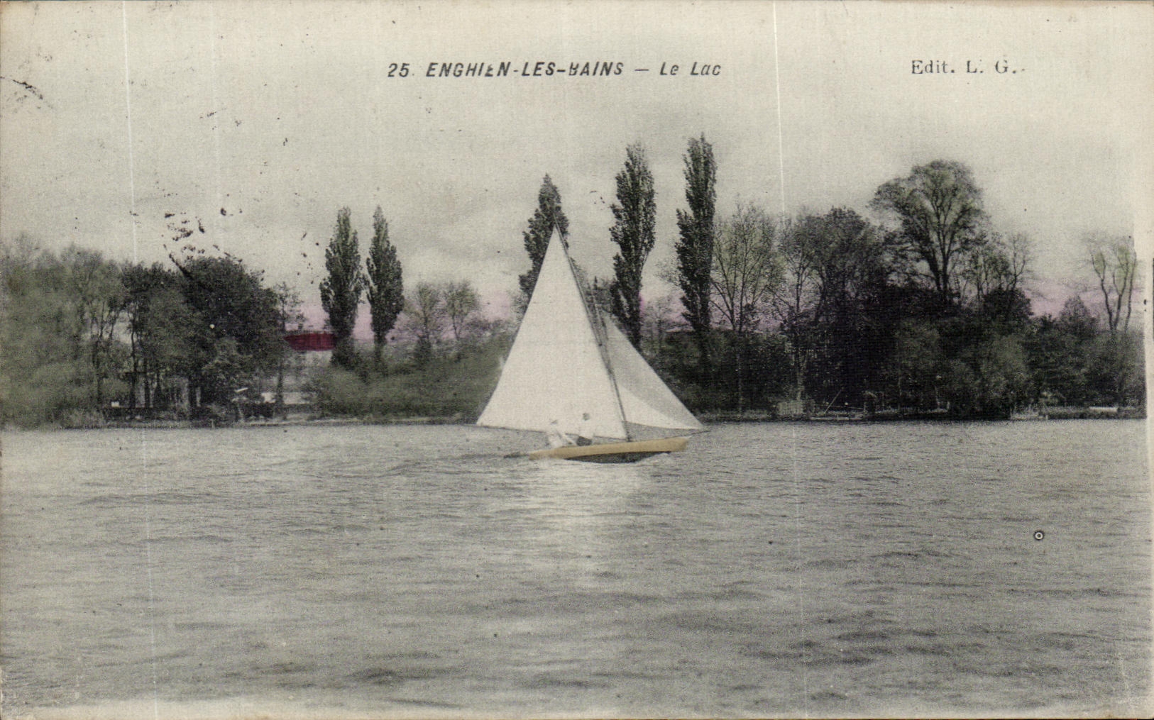 CPA Enghien Les Bains the Lake Boat