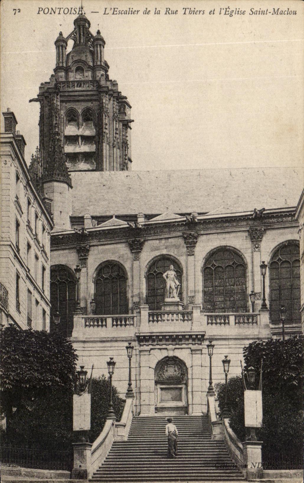 Escalera de CPA Pontoise de la calle Thiers y Church Saint Maclon