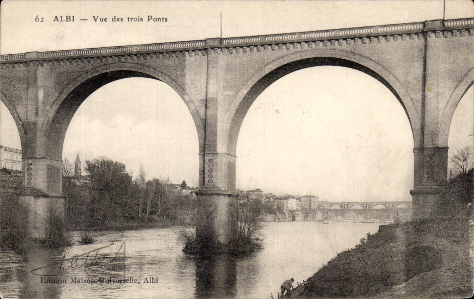 CPA Albi vista de los tres puentes