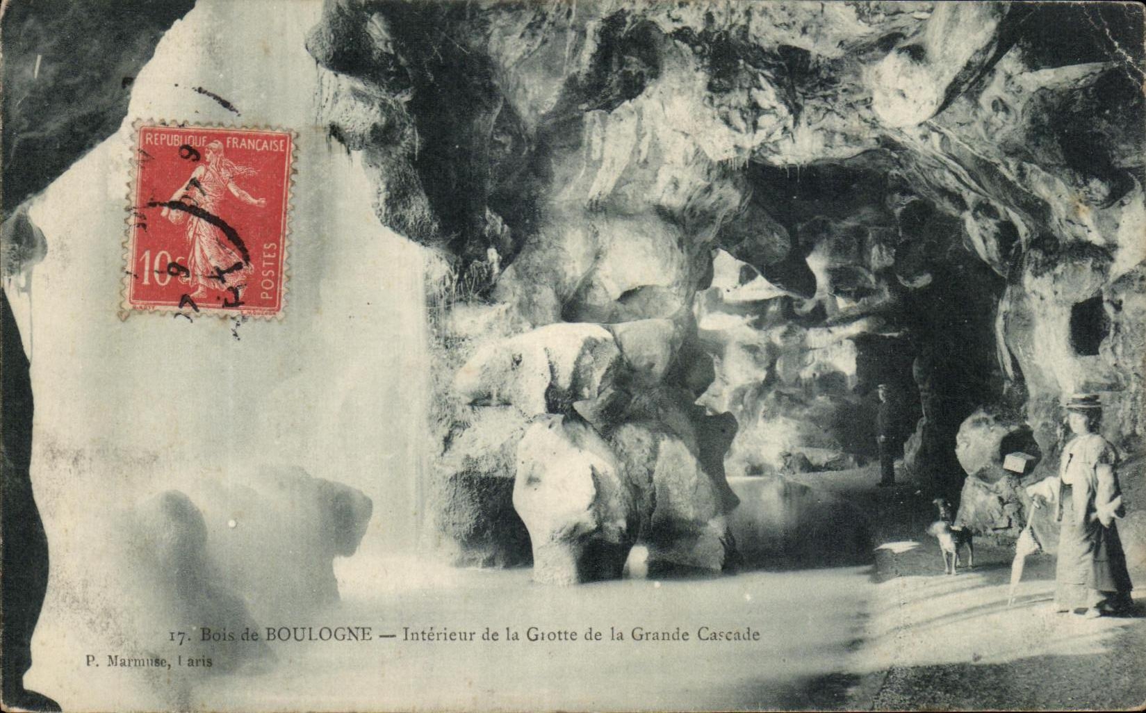 CPA Bois de Boulogne Interior of the Cave of the Large Cascade